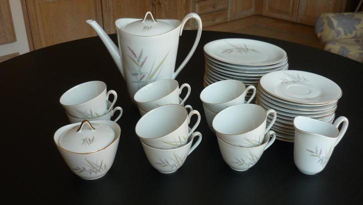 12-delig servies, Huis en Inrichting, Keuken | Servies, Zo goed als nieuw, Compleet servies, Porselein, Ophalen of Verzenden