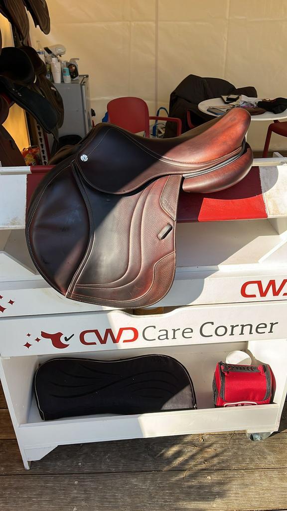 Cwd springzadel 17”, Dieren en Toebehoren, Paarden en Pony's | Zadels, Zo goed als nieuw, Ophalen of Verzenden