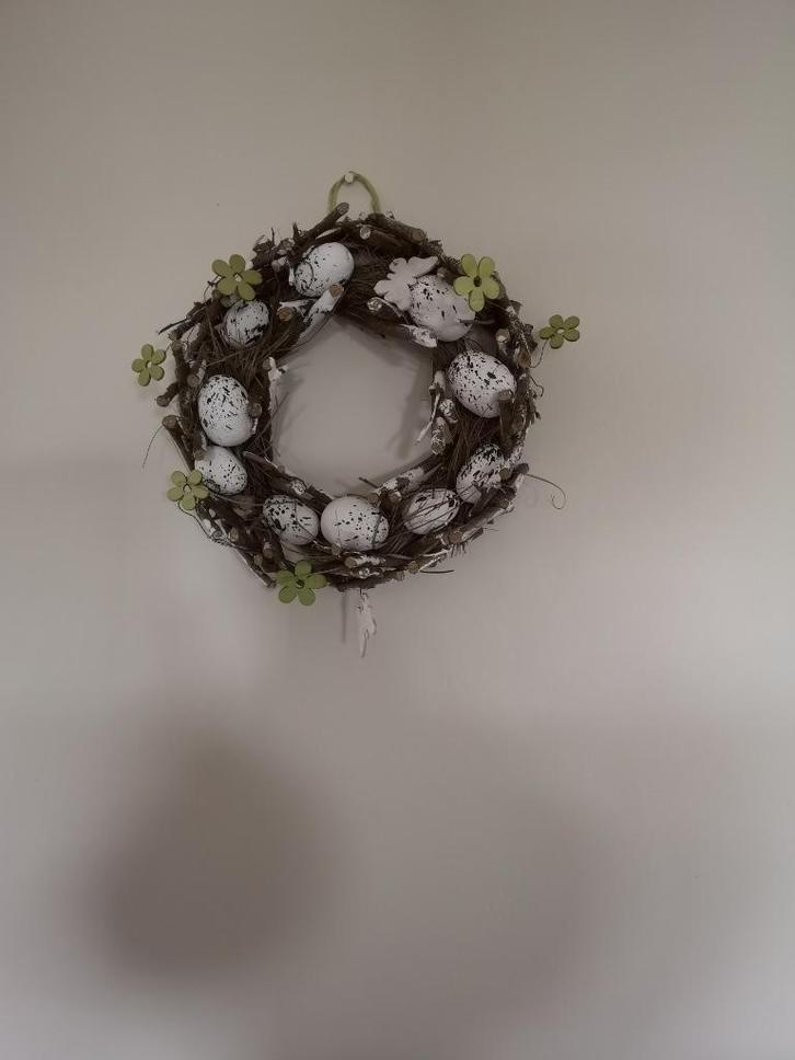 Krans hout gevlochten met eitjes, Diversen, Kerst, Ophalen of Verzenden