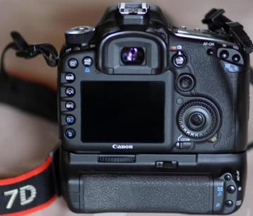 Canon 7D Body + BG-E7 Batterijgrip beschikbaar voor biedingen