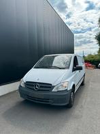 Mercedes vito lichte vracht, Euro 5, Achterwielaandrijving, Zwart, Wit