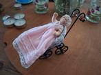 Baby pop in kinderwagen, Ophalen of Verzenden, Zo goed als nieuw
