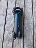 Diverse zadels en stuurpennen fizik giant 4ZA, Fietsen en Brommers, Fietsonderdelen, Ophalen, Zo goed als nieuw, Zadel