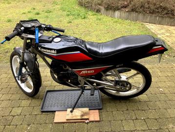 Recherche Kawasaki AR50 ou pièces