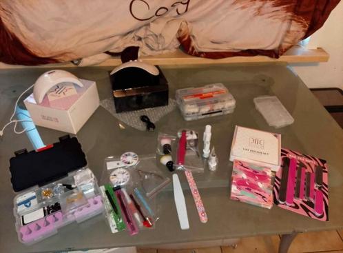 Gelnagelset, Handtassen en Accessoires, Uiterlijk | Cosmetica en Make-up, Zo goed als nieuw, Ophalen