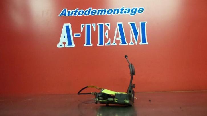 SLOTVANGER ACHTERKLEP Ford Fiesta 5 (2S61A43102BC), Auto-onderdelen, Carrosserie, Ford, Gebruikt