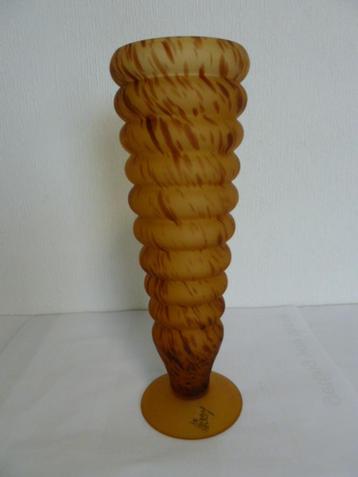 Vaas in glas/rookglas , handgemaakt! 32cm, Antiek en Kunst, Antiek | Vazen, Ophalen of Verzenden