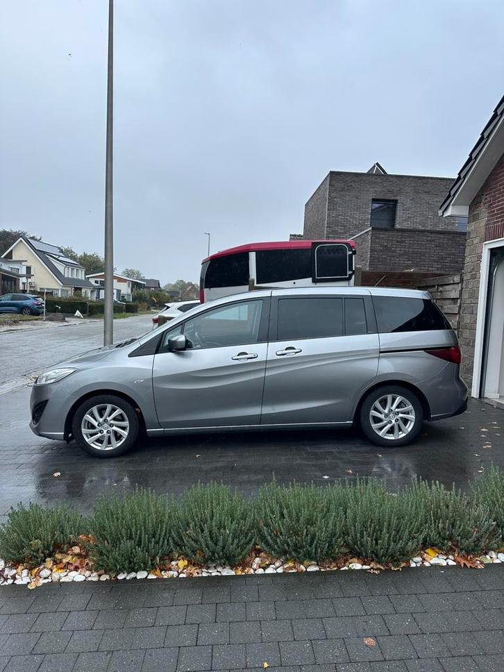 Mazda 5 7 zitplaatsen 1.6 diesel blanco gekeurd voor verkoop, Auto's, Mazda, Particulier, Trekhaak, Diesel, Euro 5, Monovolume