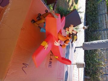 Disney figuur goofy in airplane  beschikbaar voor biedingen