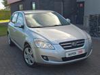 Kia ceed 84.000km /airco/parkeersensor/garantie en keuring, Leder, Bedrijf, Radio, Te koop