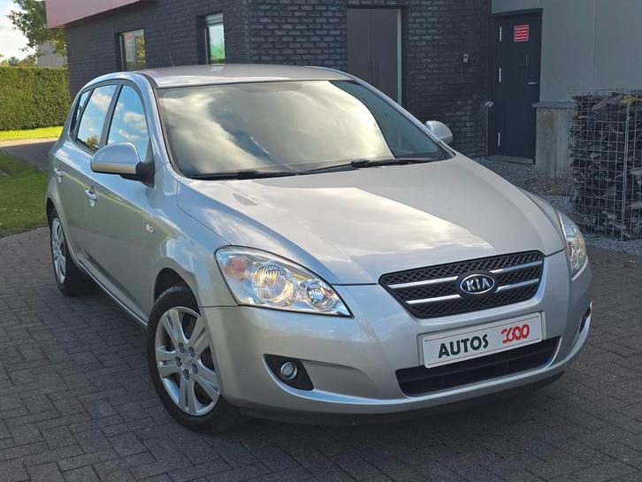 Kia ceed 84.000km /airco/parkeersensor/garantie en keuring, Auto's, Kia, Bedrijf, Boordcomputer, Parkeersensor, Radio, USB, Diesel
