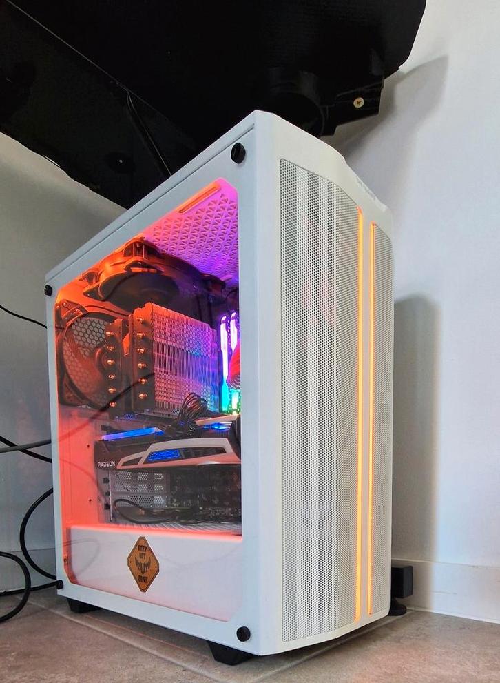 RX6700XT Sapphire Nitro + Ryzen7 5700x gaming setup, Computers en Software, Desktop Pc's, Gebruikt, 4 Ghz of meer, SSD, 32 GB