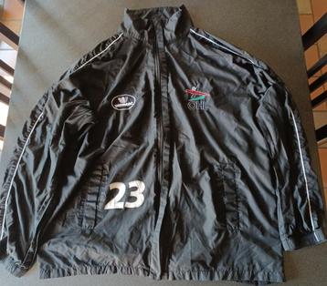 Regenjas OHL - Jovan Kostovski beschikbaar voor biedingen