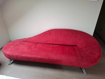 Loungezetel beschikbaar voor biedingen