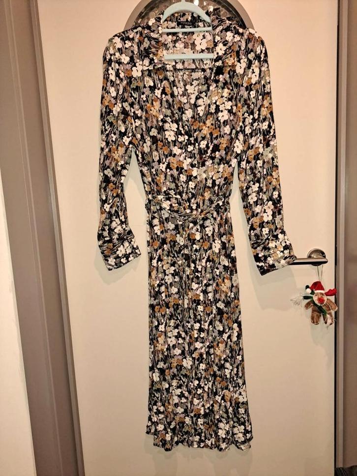 Soaked in Luxury, maxi jurk mt L, Kleding | Dames, Jurken, Zo goed als nieuw, Maat 42/44 (L), Overige kleuren, Onder de knie, Ophalen of Verzenden