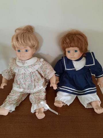 Poppen The Promenade Collection, Alice en Anne beschikbaar voor biedingen