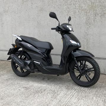 PEUGEOT TWEET 125 BJ 2024 beschikbaar voor biedingen