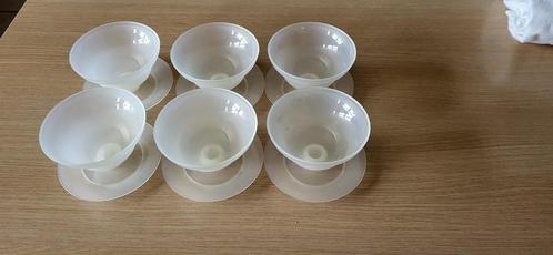 6 coupes tupperware pour flans , crèmes, fruits,, Huis en Inrichting, Keuken | Tupperware, Gebruikt, Wit, Crème, Ophalen of Verzenden