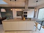 Keuken met eiland incl. toestellen +/-3m - zo goed als nieuw, Huis en Inrichting, Keuken | Complete keukens, Met kookeiland, Overige materialen