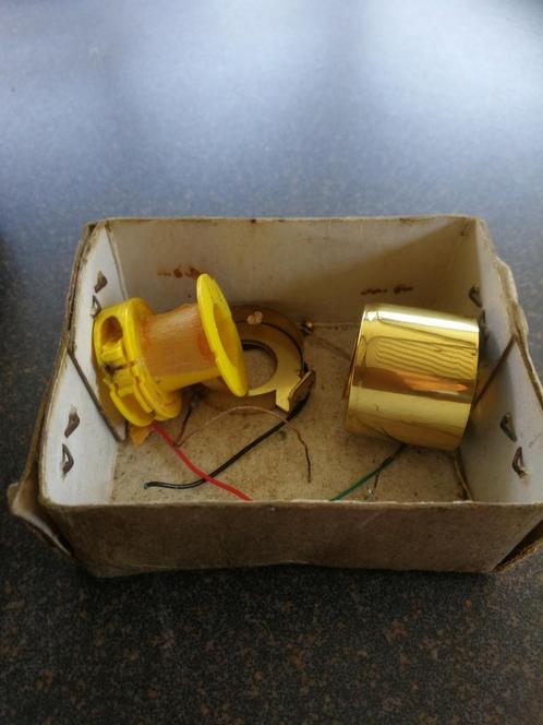 kundo electriche klok gezocht naar een spoel voor deze klok, Antiek en Kunst, Antiek | Klokken, Ophalen of Verzenden