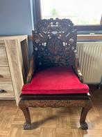 Antieke Chinese stoel, Ophalen