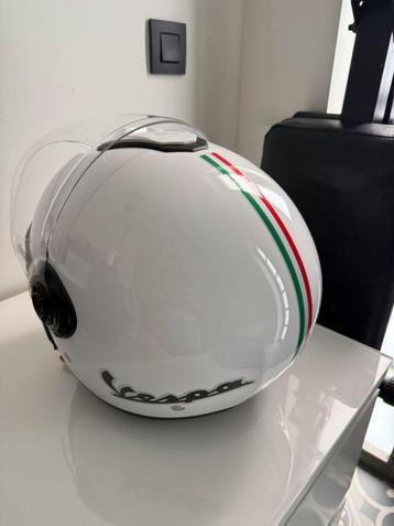 Vespa helm  xl ( origineel) nieuwe beschikbaar voor biedingen