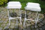 2 Tabourets blanc contemporain, Ophalen, Nieuw, IJzer