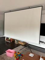 Projectiescherm 3m x 2.2m met twee staanders, perfecte staat, Audio, Tv en Foto, Projectieschermen, Ophalen, Zo goed als nieuw