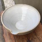 Zeer oude Franse afroomschaal, Ophalen