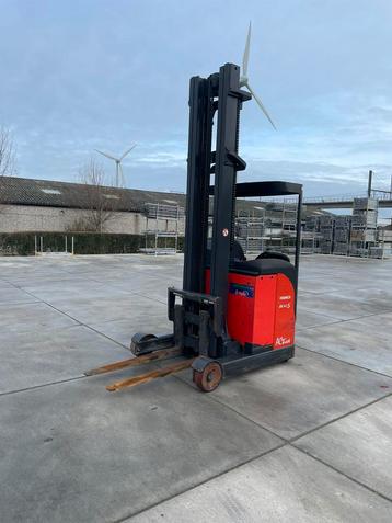 Linde reachtruck R14