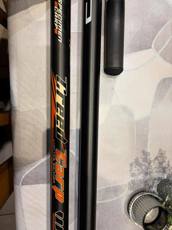 Colmic Creed 11,5 m avec dessus en forme de poisson blanc, Sports nautiques & Bateaux, Pêche à la ligne | Poissons blancs, Comme neuf