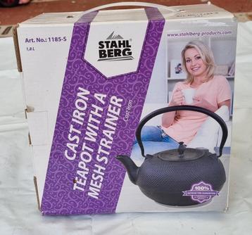 Theepot gietijzer  beschikbaar voor biedingen