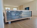 Massief houten kast met glazen interieur, Huis en Inrichting, Kasten | Overige, Ophalen, Gebruikt