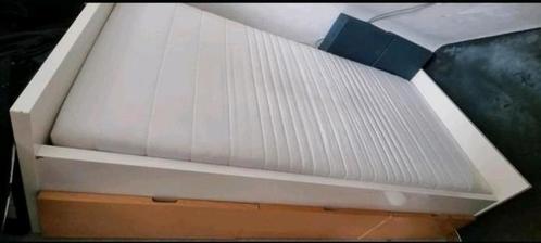 Heel stevig en praktisch 1p-bed met 3 grote lades onder, Huis en Inrichting, Slaapkamer | Bedden, Gebruikt, Wit, Ophalen