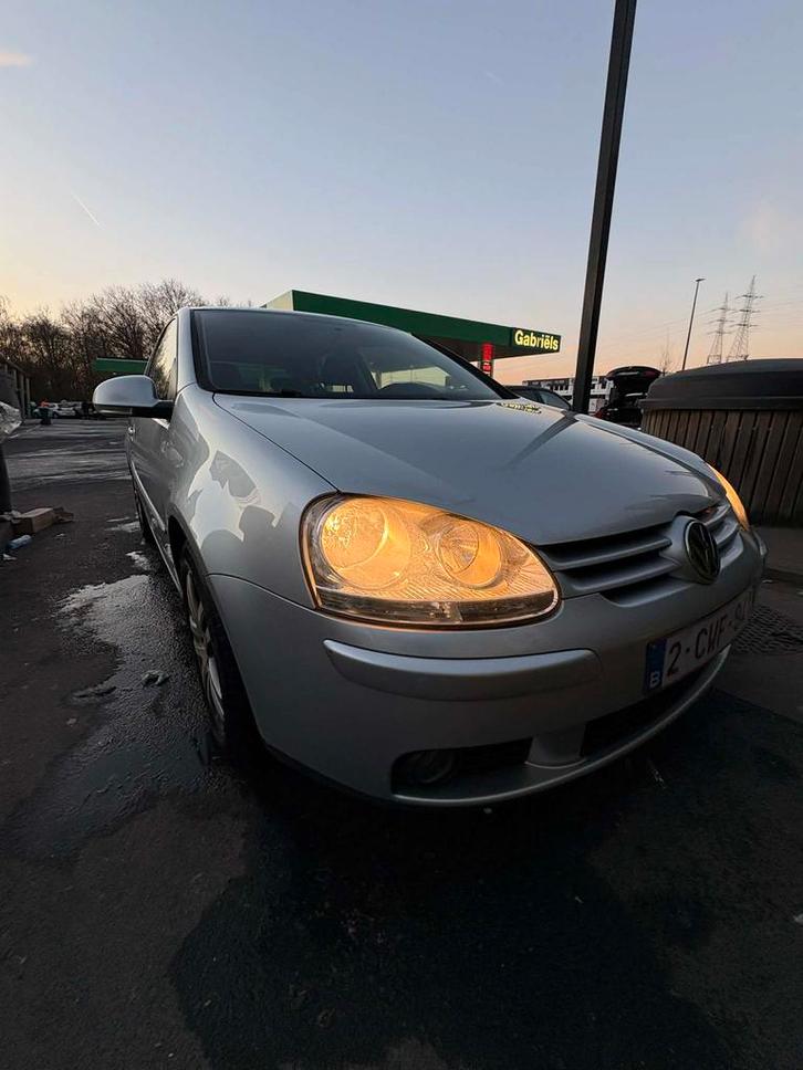 VW Golf 5 1.4 benzine, Autos, Citroën, Particulier, Airbags, Bluetooth, Verrouillage central, Essence, Euro 4, Coupé, 3 portes