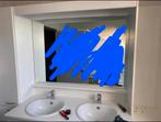 Gratis badkamermeubel met 2 kolomkasten en spiegel, Huis en Inrichting, Badkamer | Badkamermeubels, Ophalen, Gebruikt