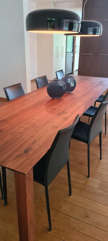 Belle table de salle à manger design Wilisau - Varino, Maison & Meubles, Tables | Tables à manger, Comme neuf, Enlèvement