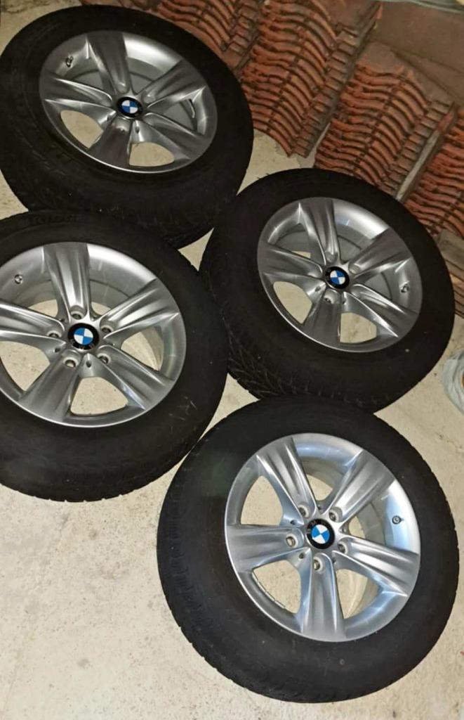 BMW velgen met runflat winterbanden van 3161i F30., Auto-onderdelen, Banden en Velgen, Banden en Velgen, Winterbanden, 16 inch