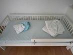 Ikea peuterbed met hekje, matras+beschermer en hoeslakens, Ophalen, Gebruikt, Matras