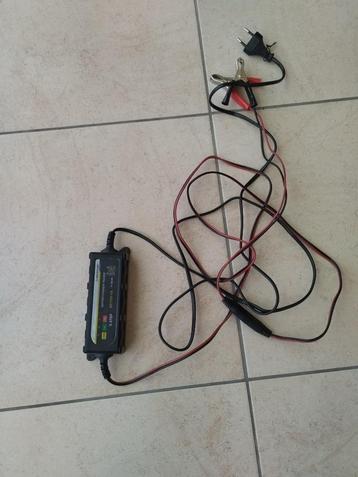 Lader, druppellader 6v/12v 1A beschikbaar voor biedingen