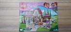 Lego 41126 Friends paarden manege (bordeaux), Ophalen of Verzenden, Zo goed als nieuw, Complete set, Lego