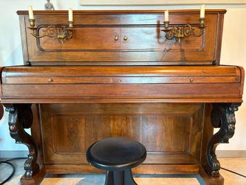 Oude piano barkast, Antiek en Kunst, Ophalen