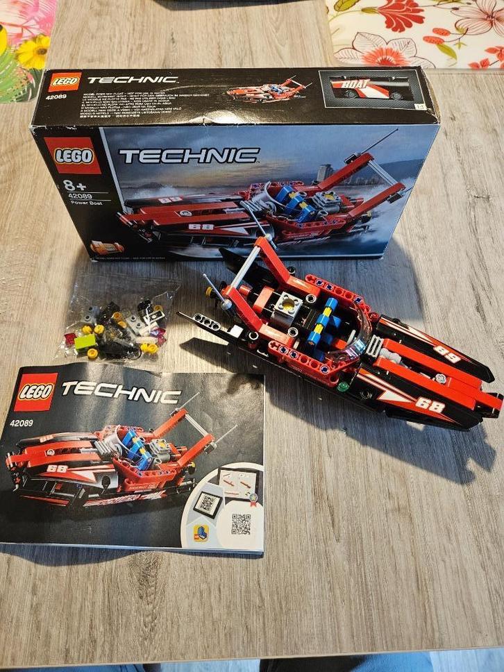 lego technic power boat 42089, Kinderen en Baby's, Speelgoed | Duplo en Lego, Zo goed als nieuw, Lego, Complete set, Ophalen of Verzenden