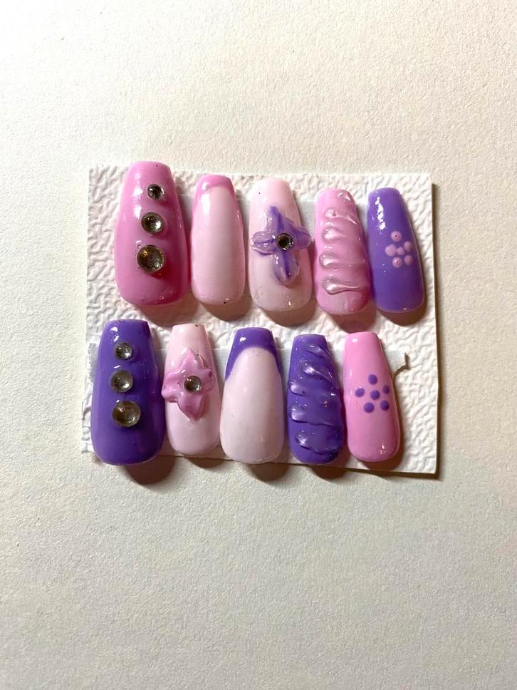 Nieuwe press on nagels, Handtassen en Accessoires, Uiterlijk | Cosmetica en Make-up, Nieuw, Accessoires, Handen en Nagels, Roze