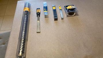 SDS- MAX beton boor en beitel / hout boor/ steen en klokboor beschikbaar voor biedingen