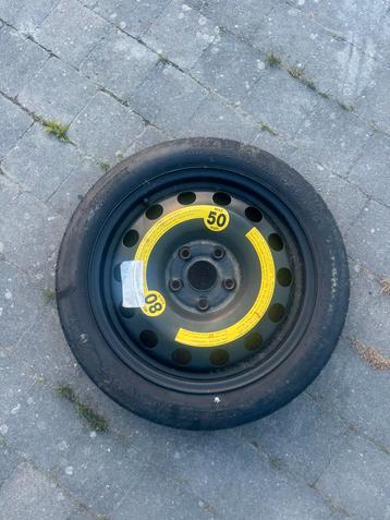 Roue de secours beschikbaar voor biedingen