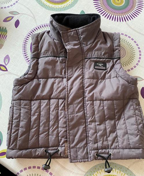 Veste sans manches / doudoune Pirouette taille 8 ans petit, Enfants & Bébés, Vêtements enfant | Taille 128, Enlèvement ou Envoi