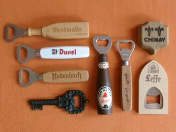 LOT DE 8 DECAPSULEURS / OUVRE - BOUTEILLES beschikbaar voor biedingen