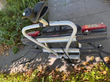 Fietsendrager Yakima - 2 (elektrische) fietsen beschikbaar voor biedingen