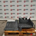 Occ Boîtier de batterie + couvercle Scania, Autos : Pièces & Accessoires, Utilisé, Scania, Suspension et Châssis